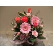 富山県富山市花よしの花　バラとガーベラのアレンジ　ピンク系